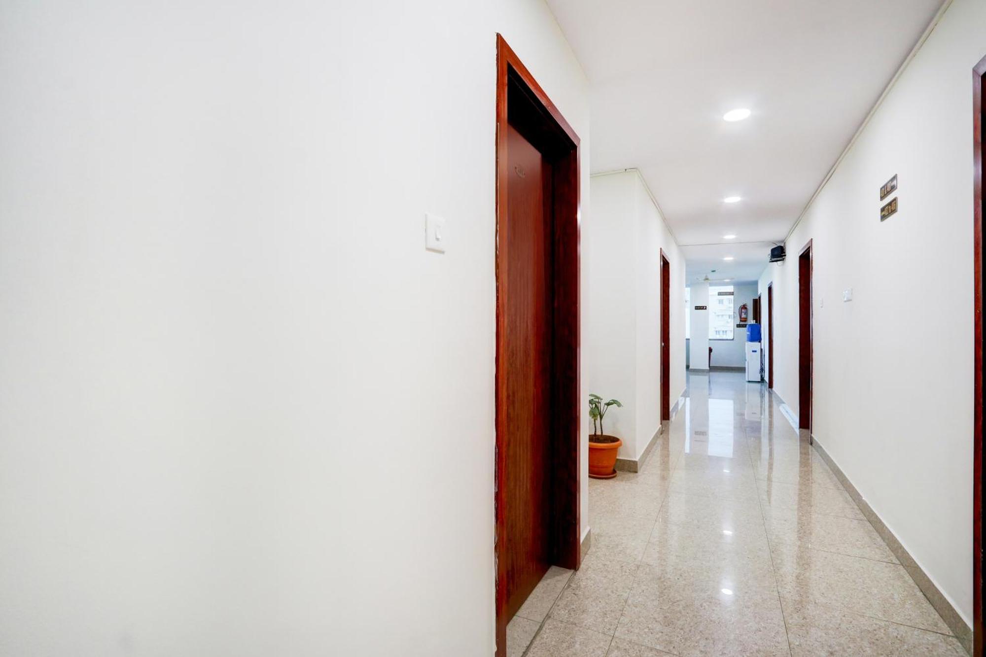 Super Hotel O At Home Hotel Darbar ハイデラバード エクステリア 写真