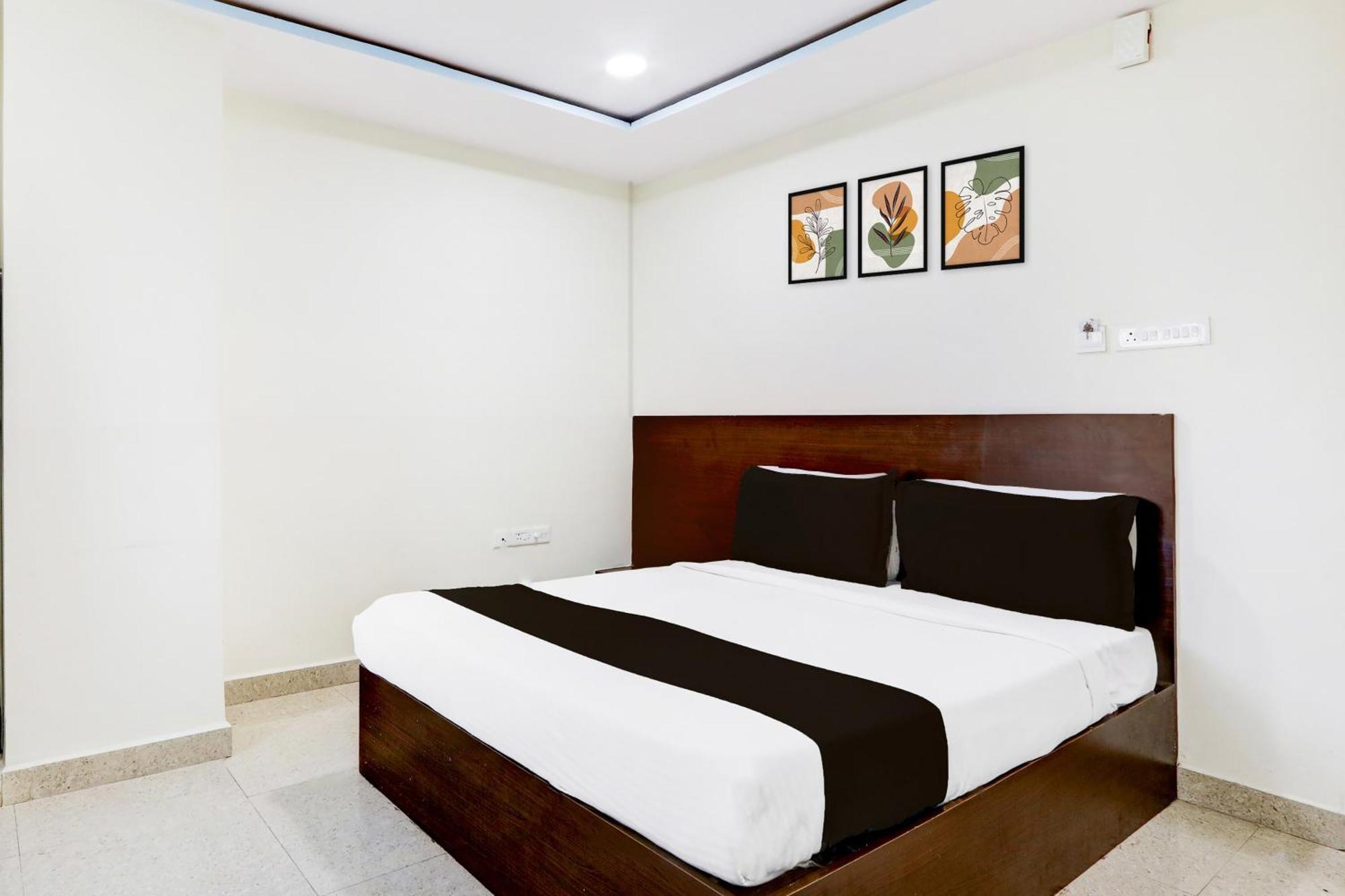 Super Hotel O At Home Hotel Darbar ハイデラバード エクステリア 写真