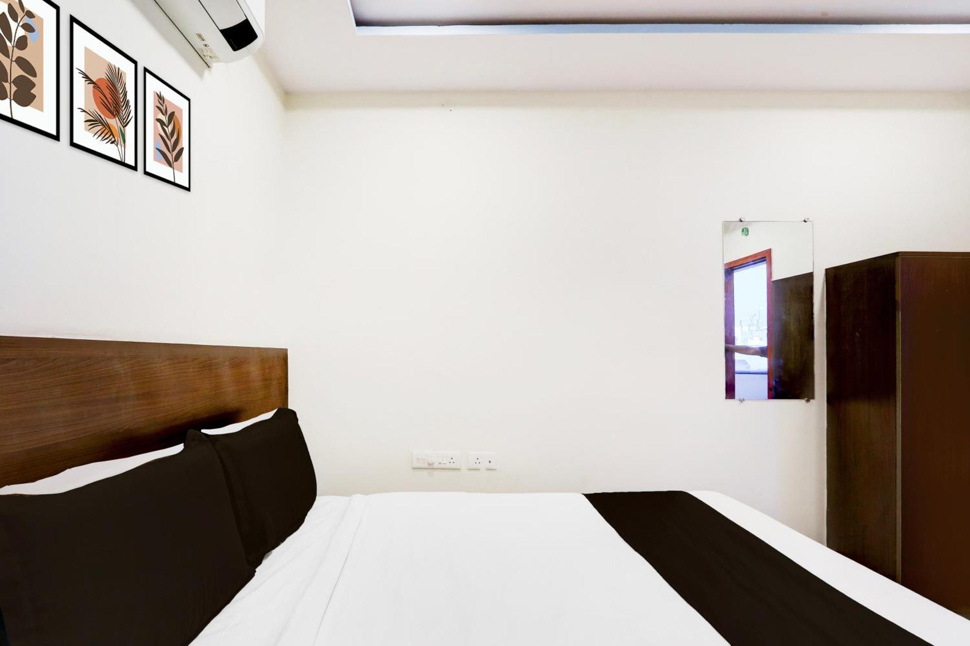 Super Hotel O At Home Hotel Darbar ハイデラバード エクステリア 写真