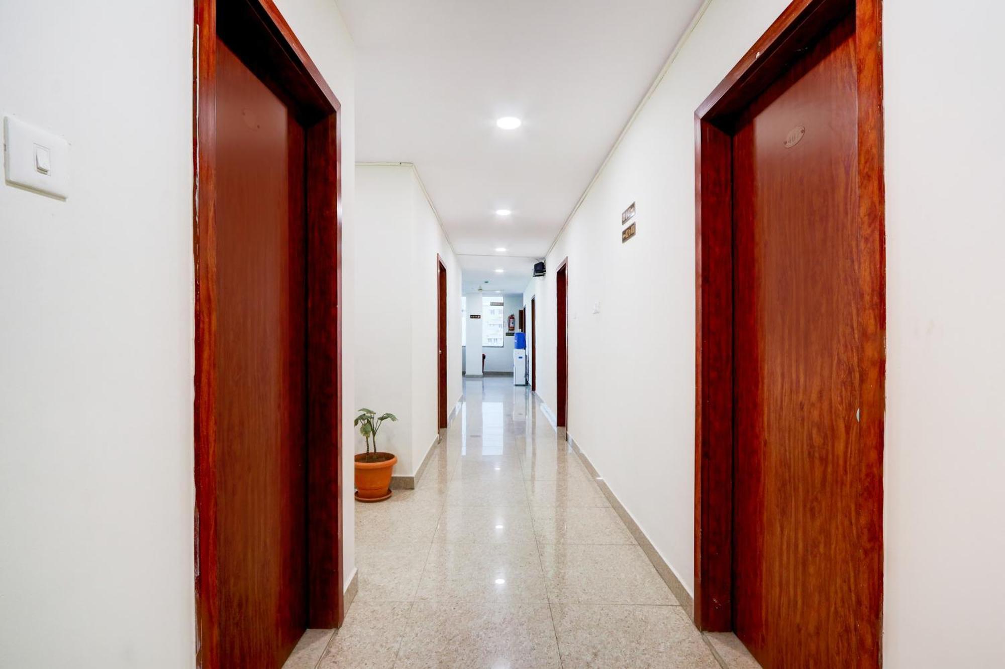 Super Hotel O At Home Hotel Darbar ハイデラバード エクステリア 写真